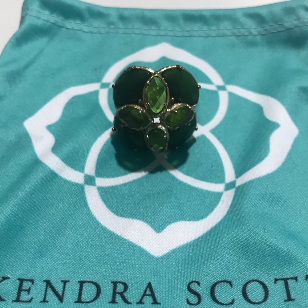 Kendra Scott green stone ring